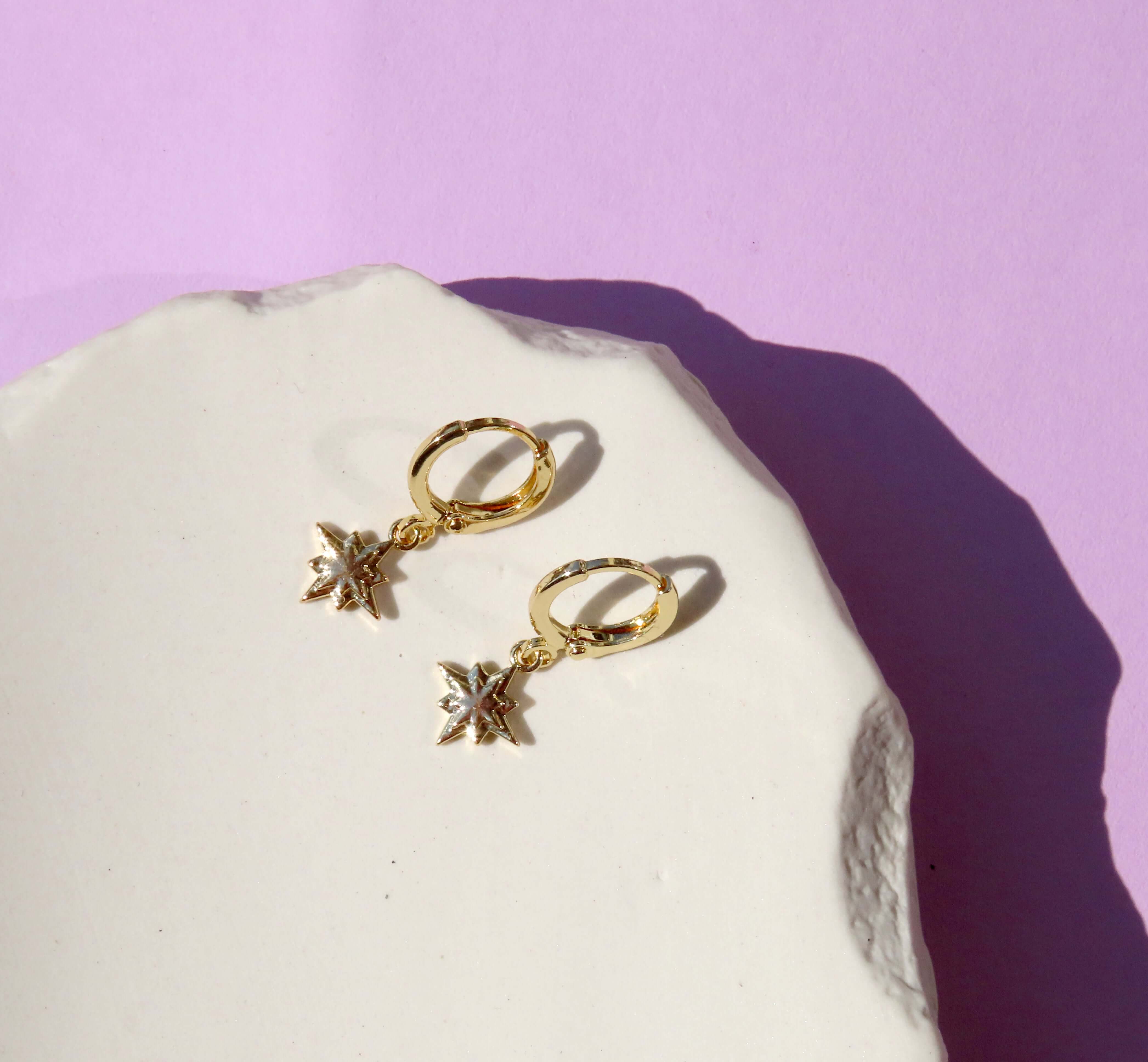 Boucles d'oreilles créoles bohème étoiles