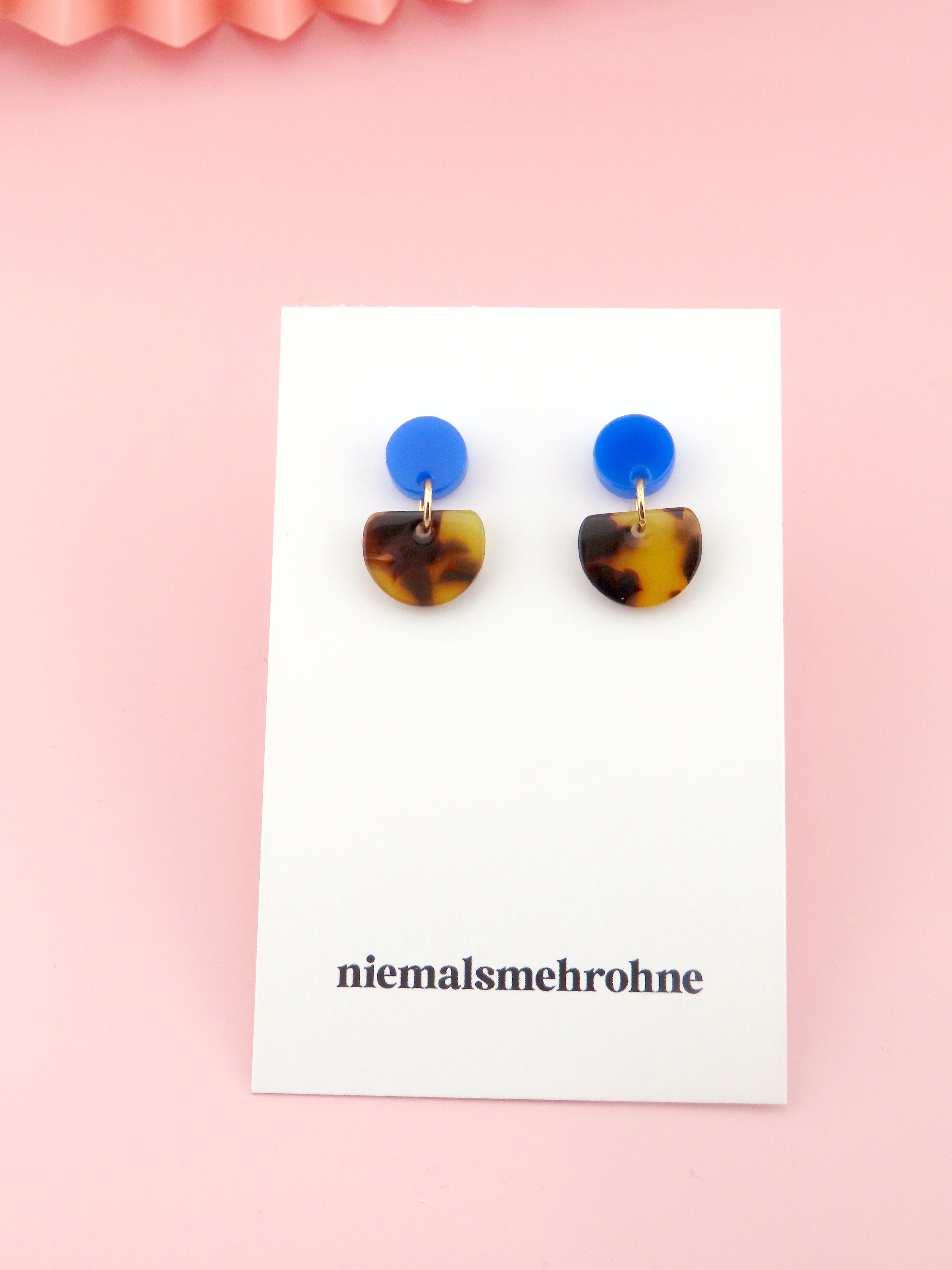 Kleiner Leo Ohrringe