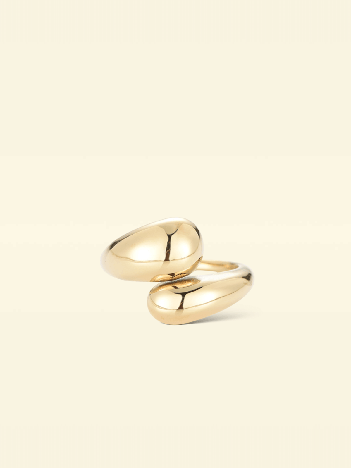 Goldener geschwungener Statement Ring