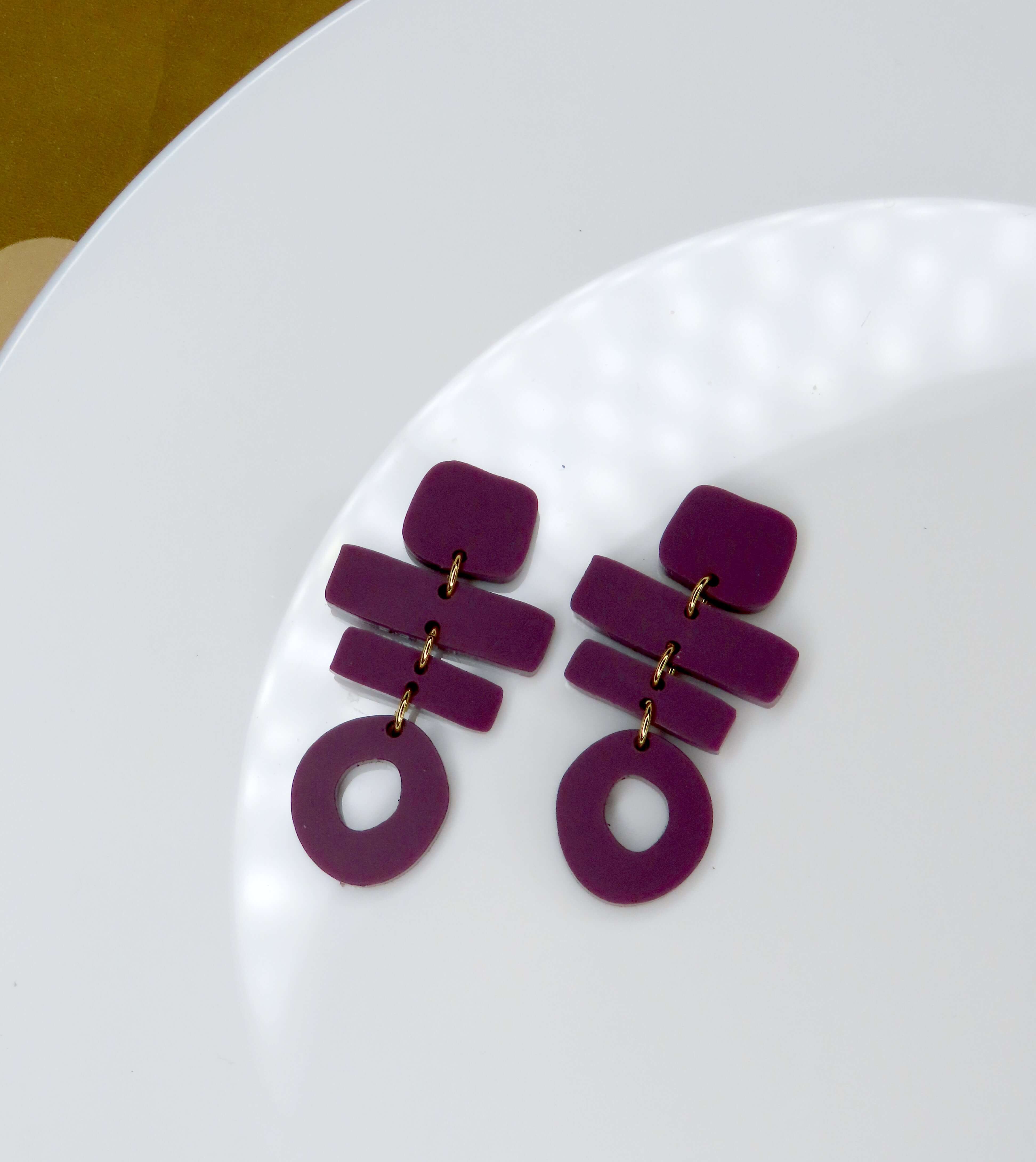 Boucles d'oreilles en acrylique Plum Woodwork avec connecteurs en acier inoxydable