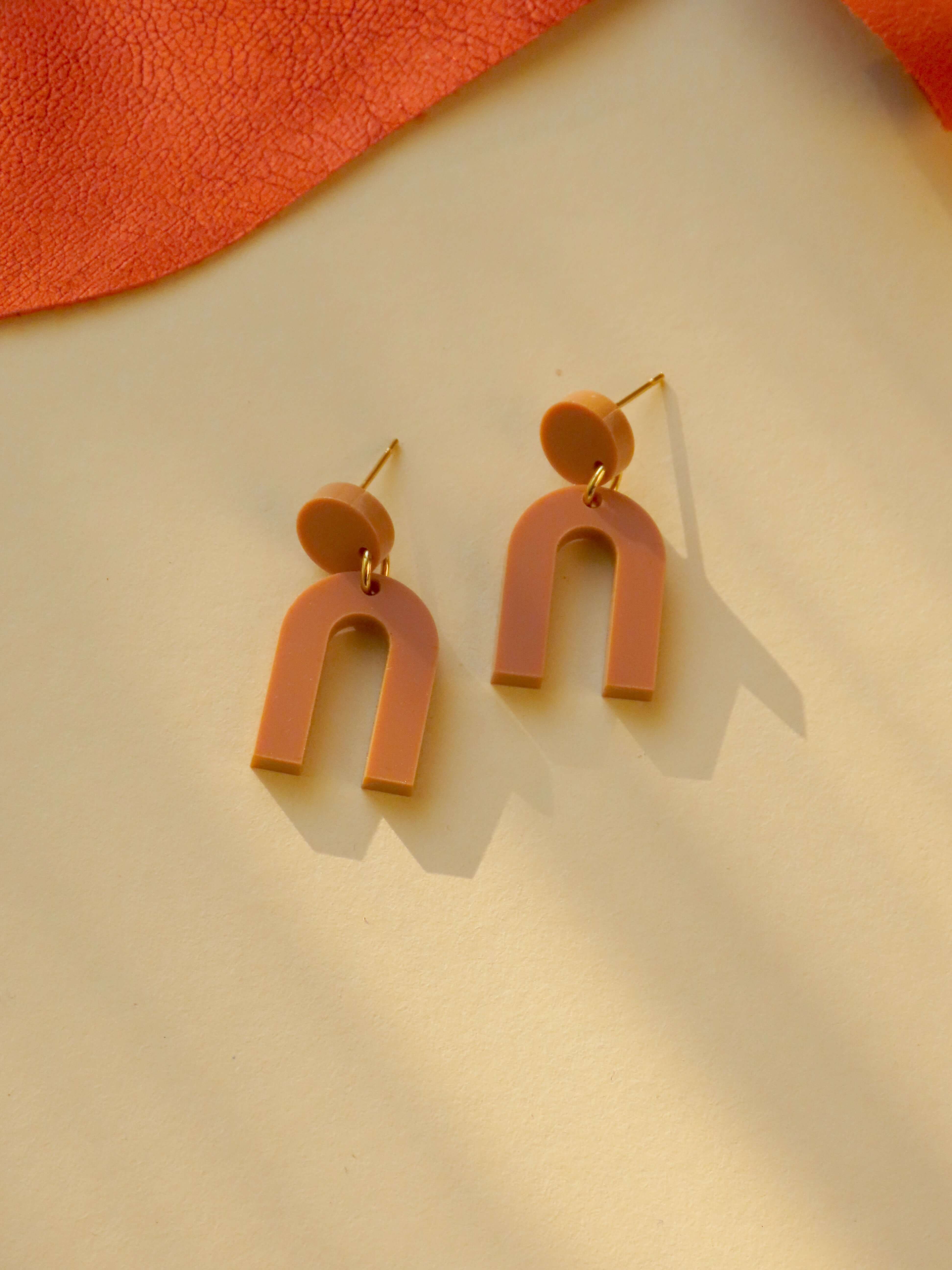 Mini Arch acrylic earrings with stainless steel connectors in lilac terracotta