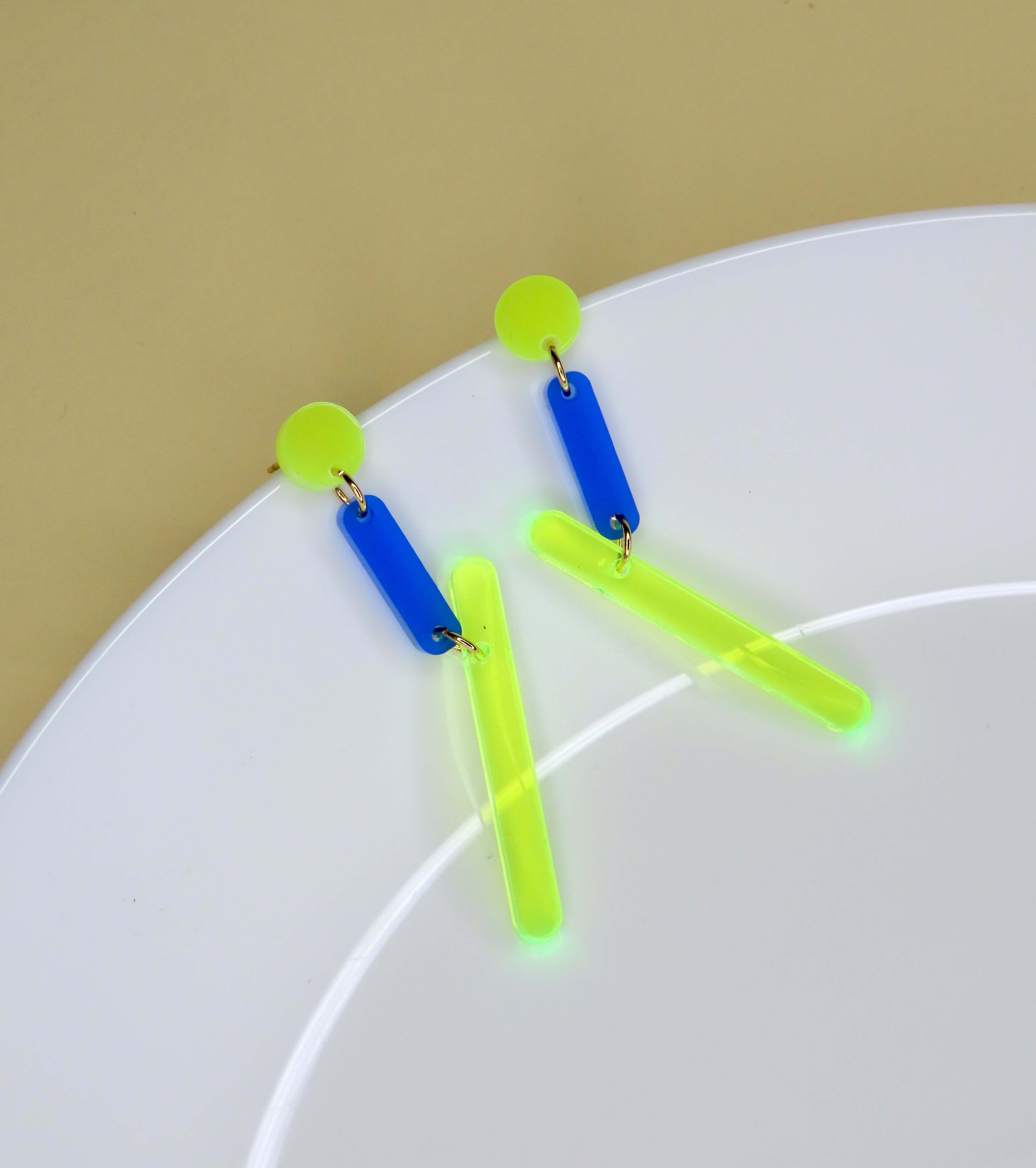 niemalsmehrohne x Kunstmuseum Basel Edition - neon lights Nr.3 - Ohrringe