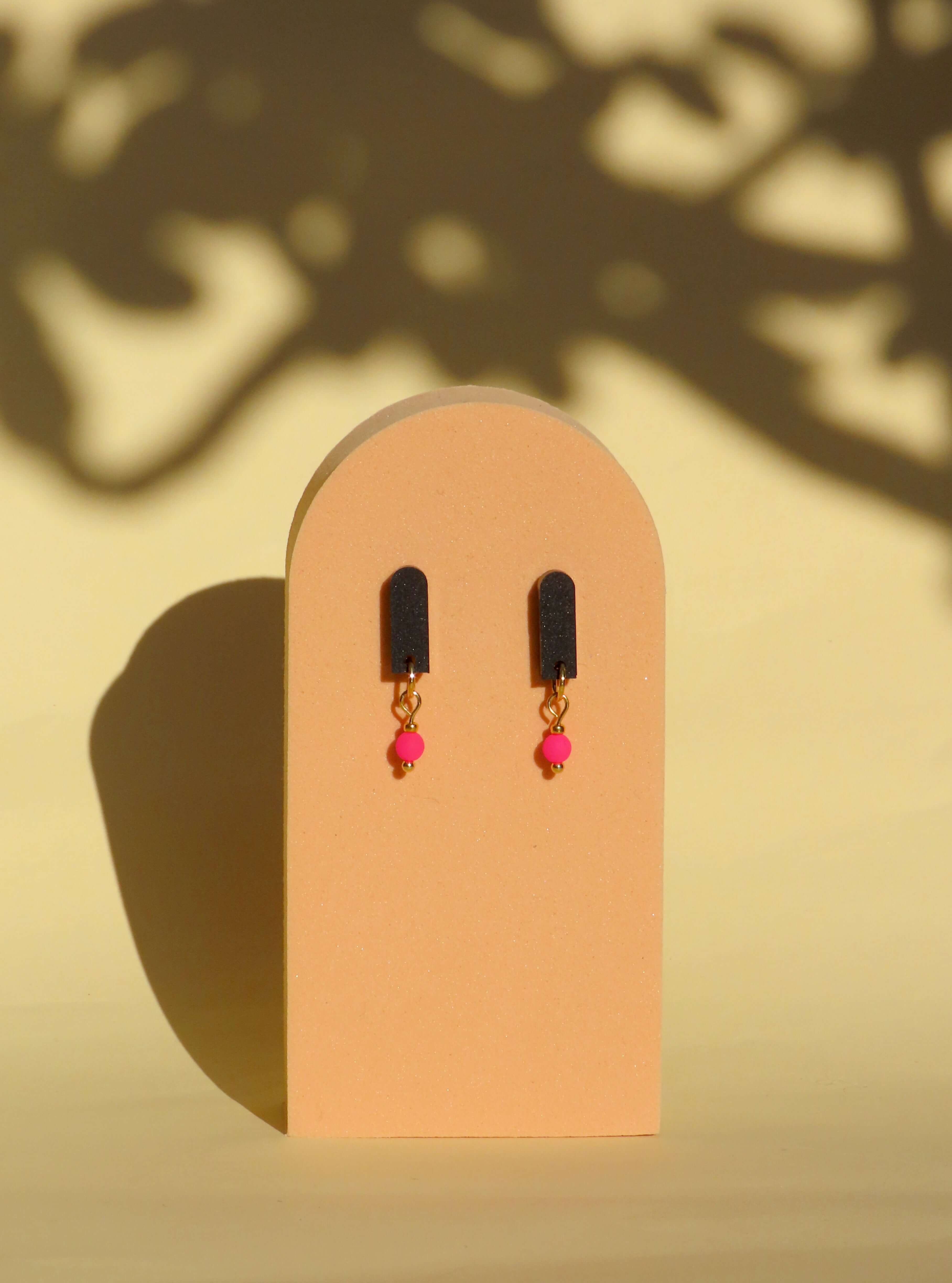 Petites boucles d'oreilles arc arc lilas jaune orange