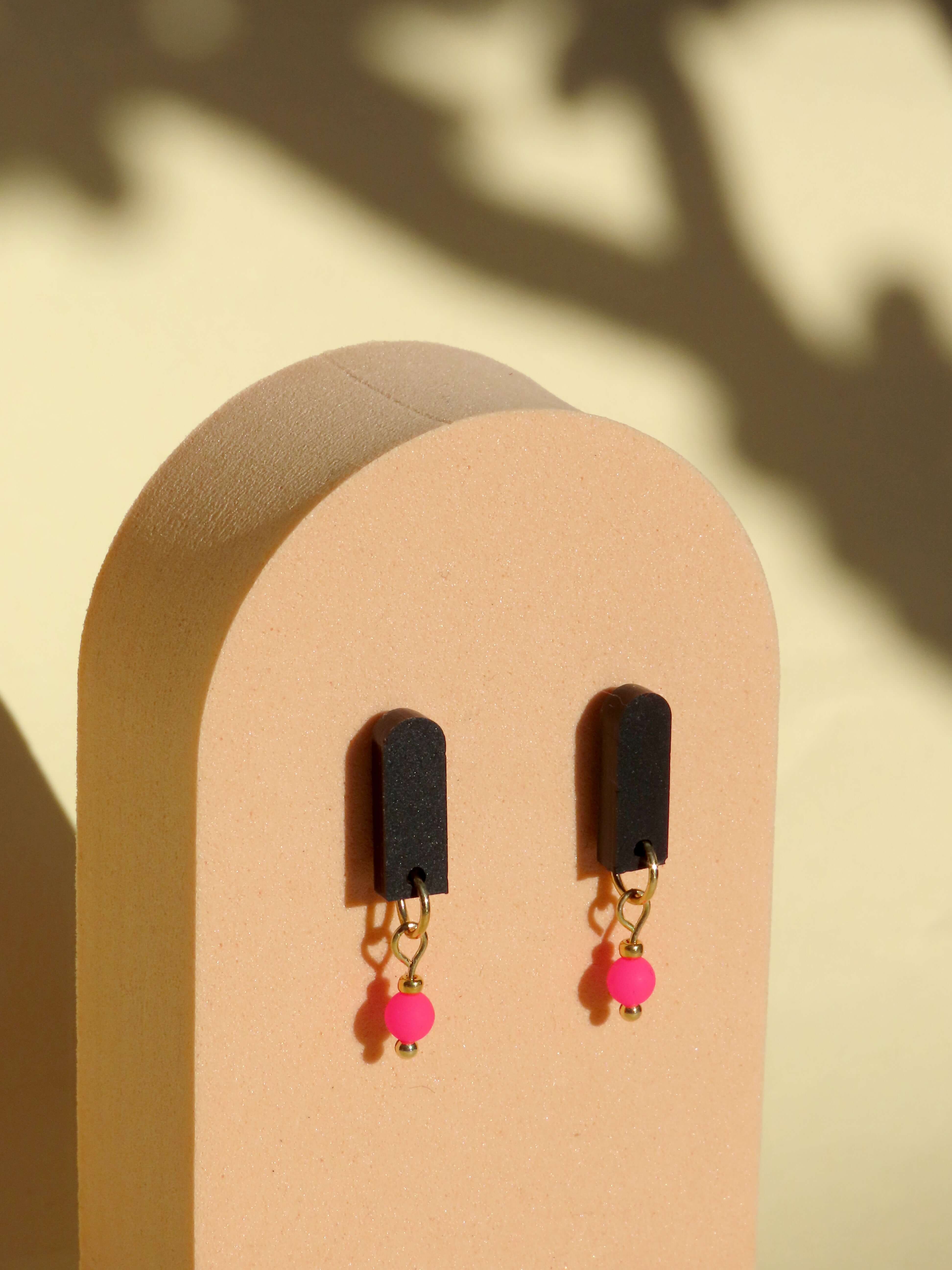 Petites boucles d'oreilles arc arc lilas jaune orange