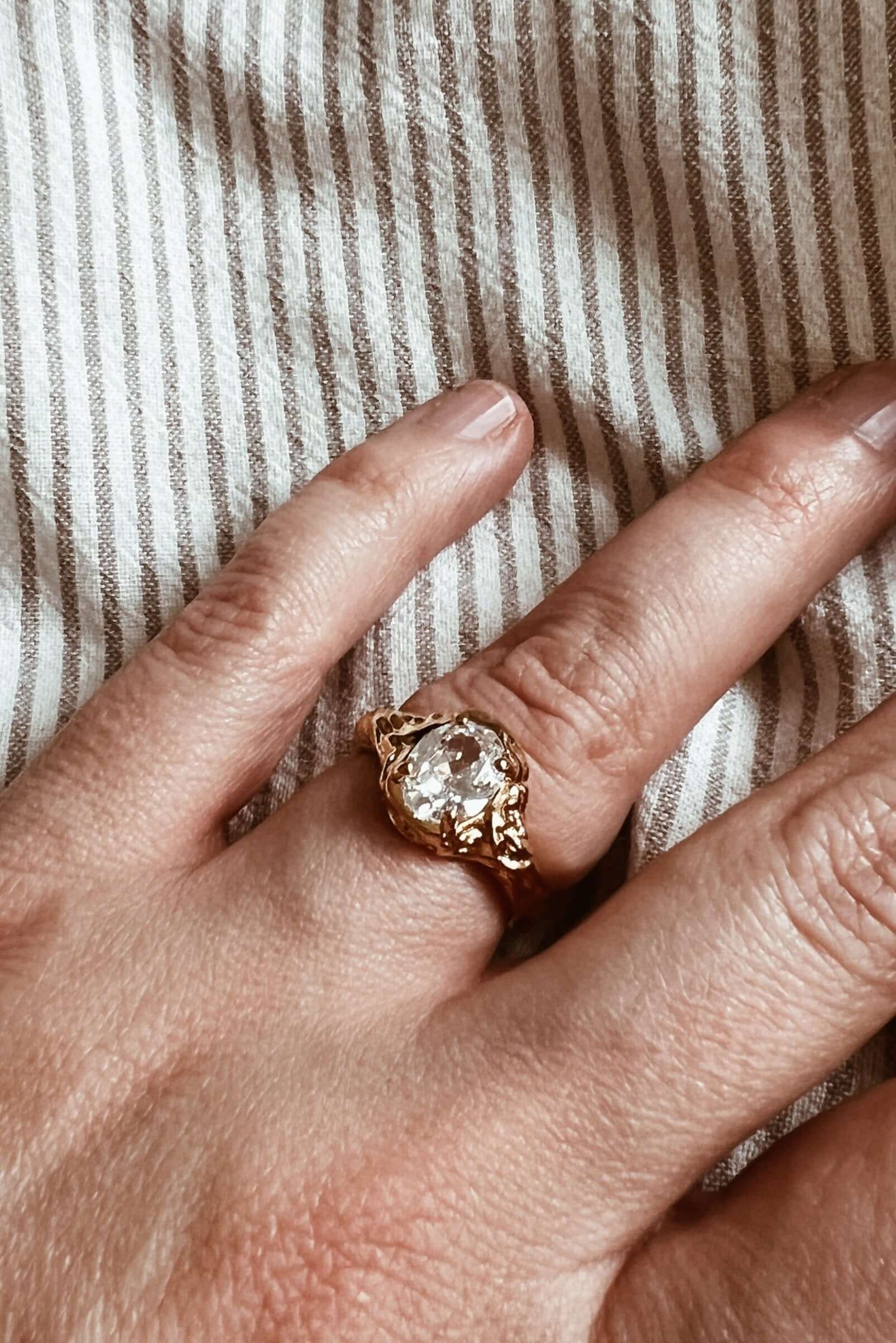 White vergoldeter Edelstahl Ring mit Zirkonia