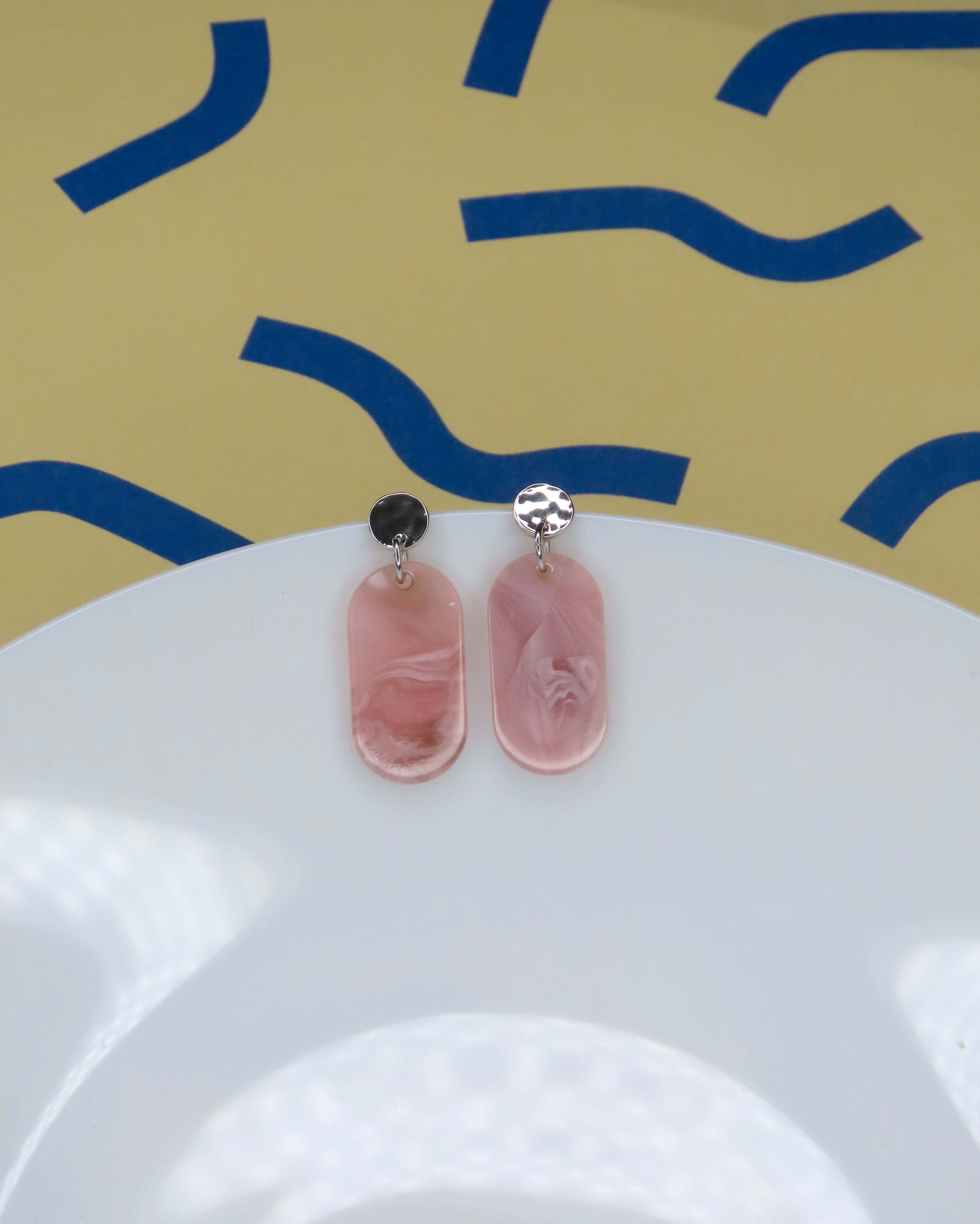Pink Oval Ohrringe