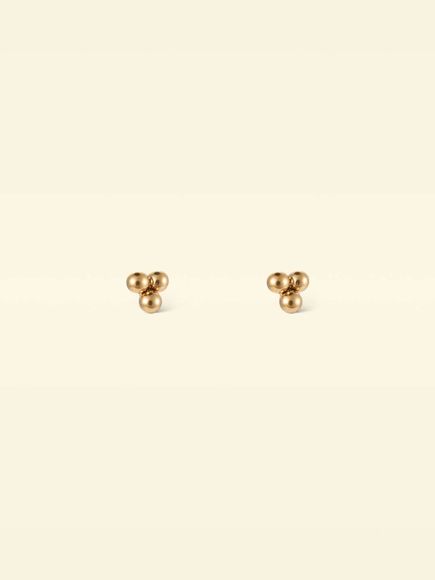 Small triple dots stud earrings made of stainless steel