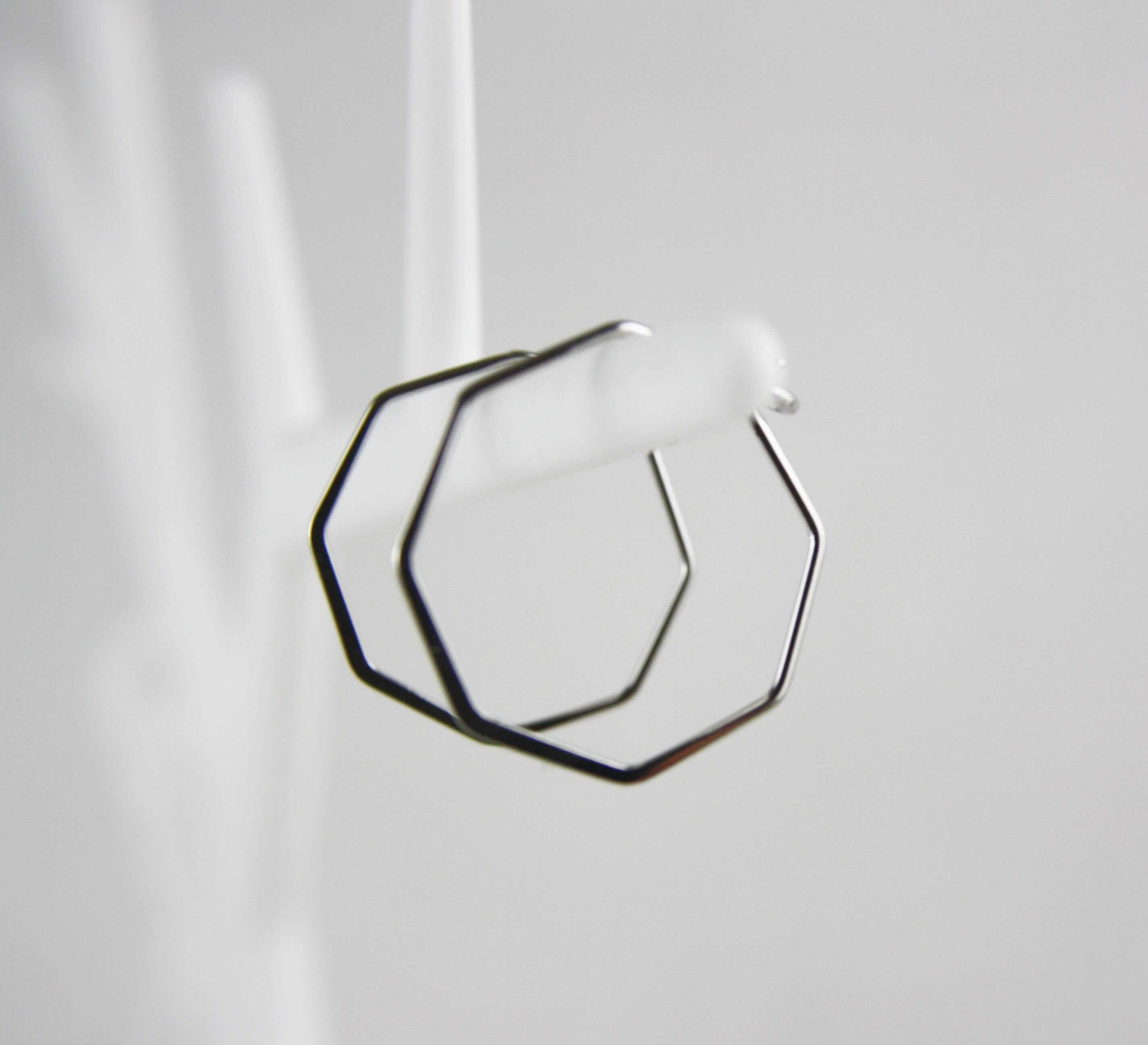 Geometrische versilberte Creolen Ohrringe Ohrringe niemalsmehrohne 