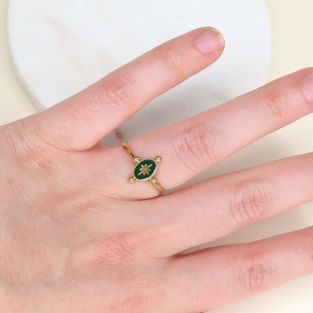 Zarter Messing Ring mit grünem Stern Symbol Ringe niemalsmehrohne 